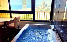 Suger Suite Sea View جناح سطح القمر اطلاله بحريه